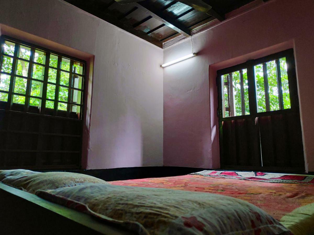 Meadows Villa Thrissur Exteriör bild