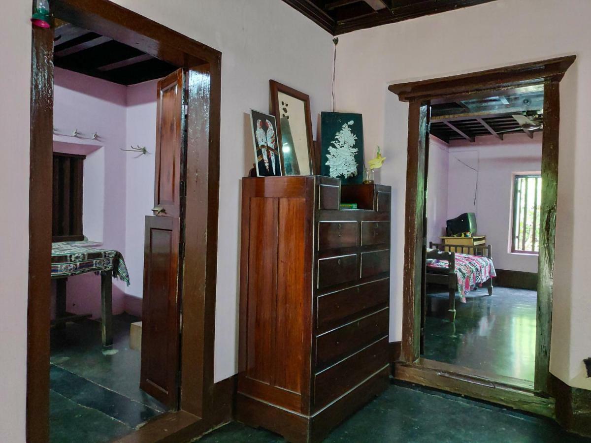 Meadows Villa Thrissur Exteriör bild
